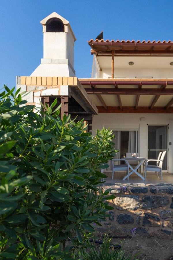 Blue Coast House Goudhouros Exterior foto